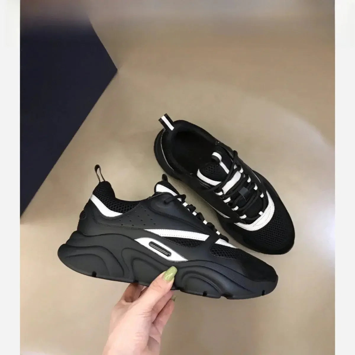 Paire de dior B22 - Élégancia